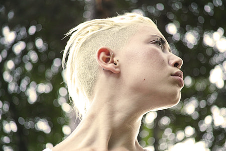 shallow focus photography of woman in white hair thumbnail