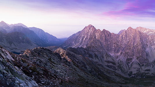 landscape photography of snow-covered mountain thumbnail