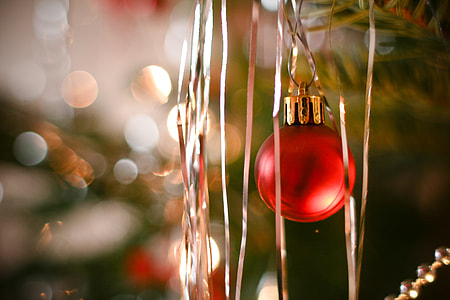 Christmas Tree Decorations thumbnail