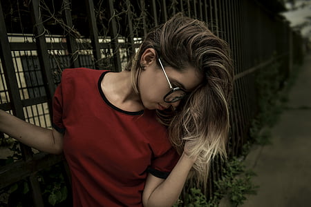 woman wearing red shirt thumbnail