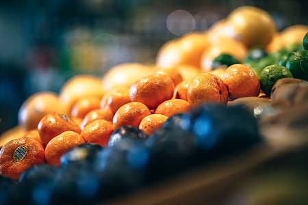 selective-focus photography of tangerines thumbnail