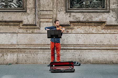 man playing violin thumbnail