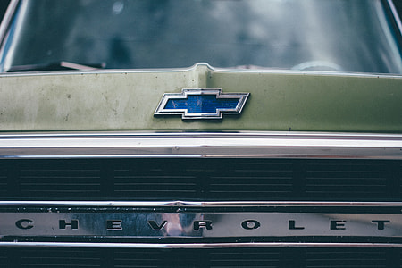 closeup photography of Chevrolet vehicle thumbnail