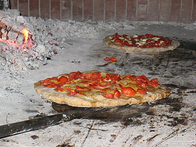 pizzas inside oven thumbnail