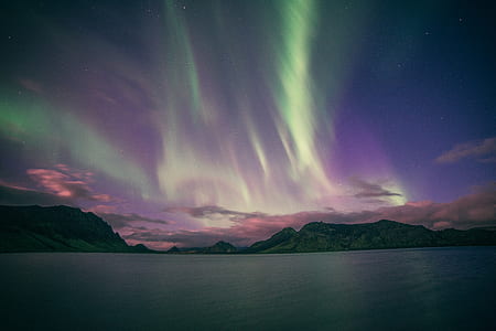 northern lights above mountain view thumbnail