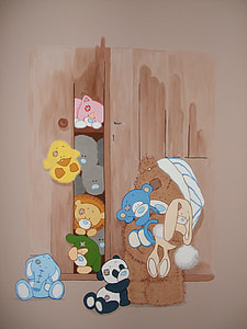 group of animal painting in brown wooden board thumbnail