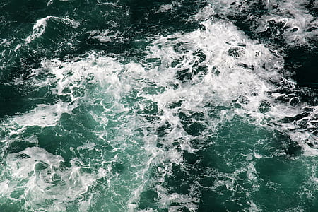 timelapse photography of sea thumbnail