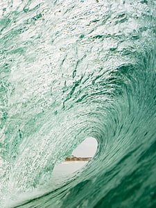 barrel wave thumbnail