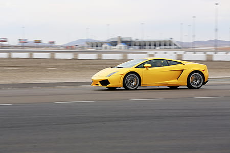 yellow coupe thumbnail