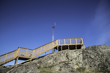 Climbing the Steps up the Pilot's Monument in Yellowknife thumbnail