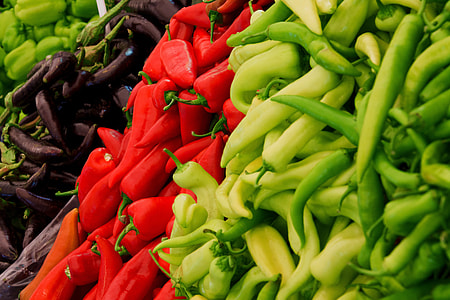 assorted green and red peppers thumbnail