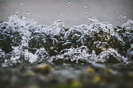 long exposure photography of water drops thumbnail
