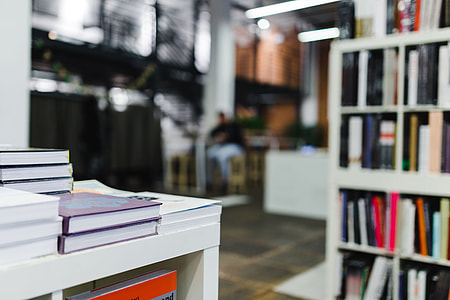 A visit to the bookstore thumbnail