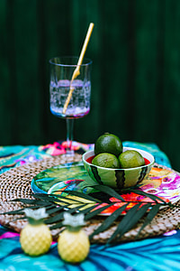Exotic Garden Party Decorations thumbnail