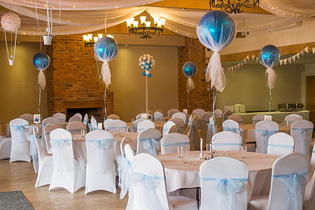white and blue table setup thumbnail