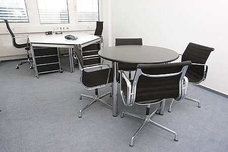 round black table with four chairs set thumbnail