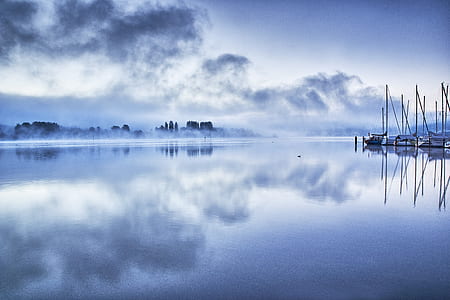 photographed of calm ocean thumbnail