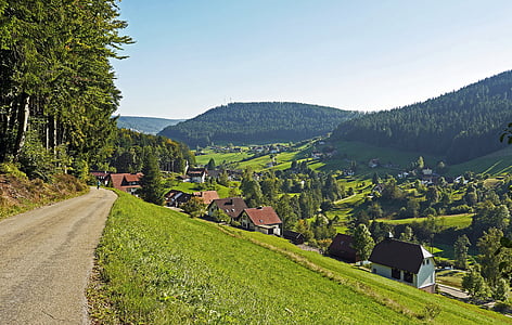 landscape photography of mountains thumbnail