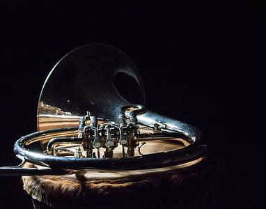 focus photo of silver french horn thumbnail