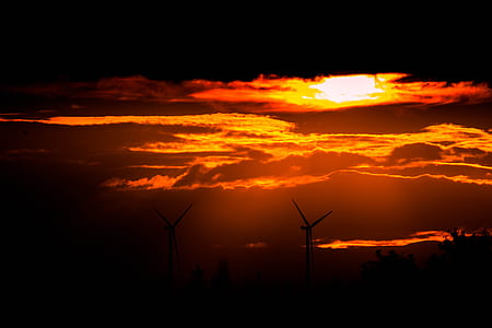 crepuscular rays thumbnail
