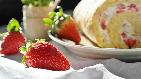 macro shot photography of strawberry thumbnail
