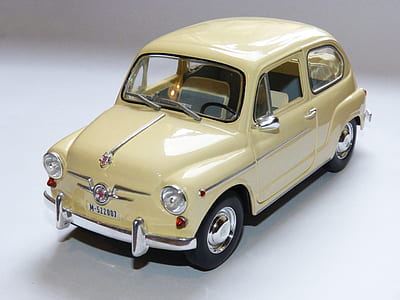 yellow car die-cast model thumbnail