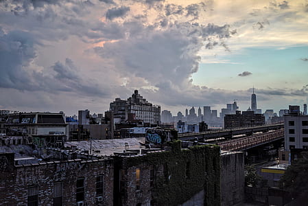 photo of cityscape thumbnail