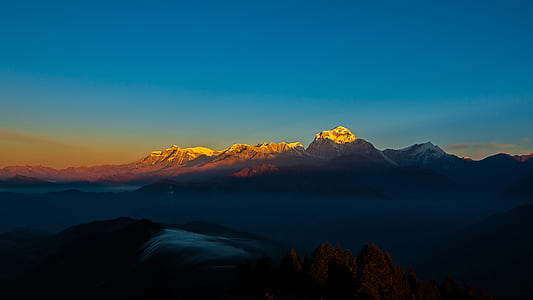photo of clear sky over the mountains thumbnail