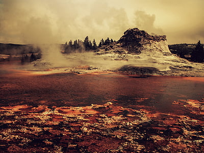 Yellowstone geyser thumbnail