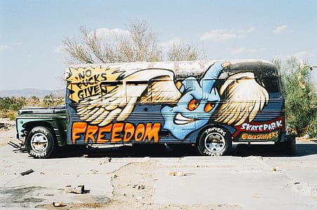 white and blue freedom bus thumbnail