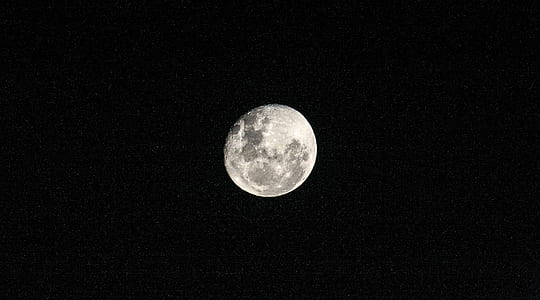 full moon at night thumbnail