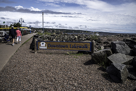 Downtown Lakewalk in Duluth, Minnesota thumbnail