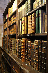 piled of books thumbnail