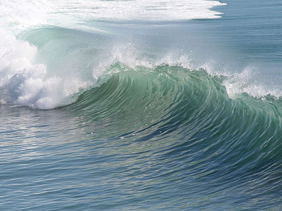 ocean barrel waves thumbnail