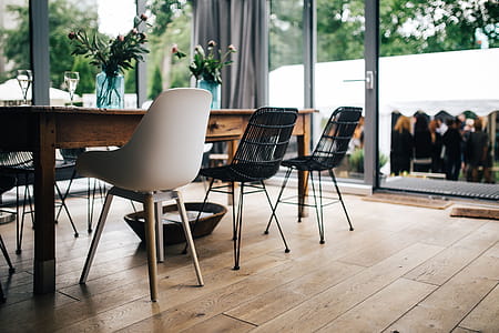 Modern interior with dining table and chairs thumbnail