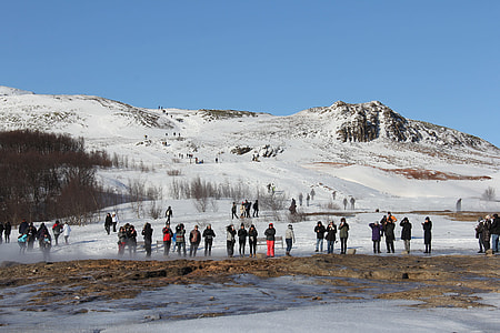 Landscape and hot springs at Reykjavik thumbnail