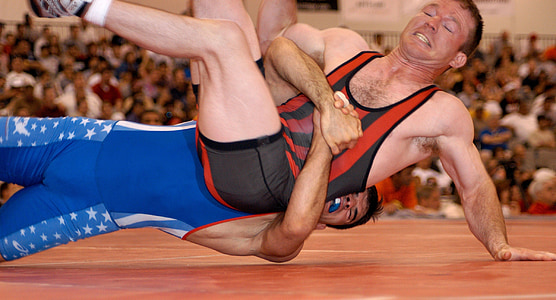 two men wrestles thumbnail