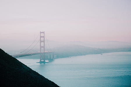 Manhattan Bridge over ocean thumbnail