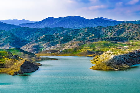 landscape photograph of mountains thumbnail