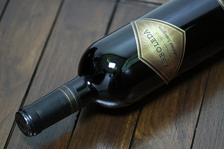 Arboleda Cabernet Sauvignon wine bottle thumbnail