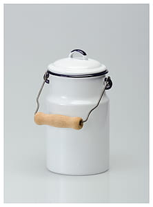 White Ceramic Jar With Lid thumbnail