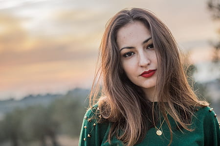 woman in green top thumbnail