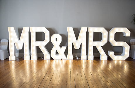 MR & MRS standing letter ornaments thumbnail