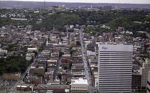 Cityscape of Cincinnati, Ohio thumbnail