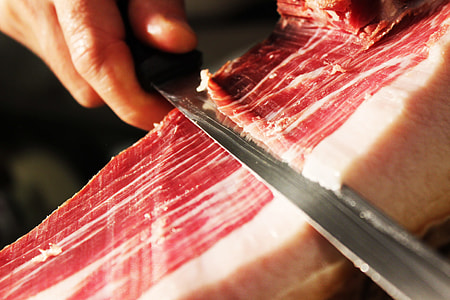 Cutting Spanish ham thumbnail