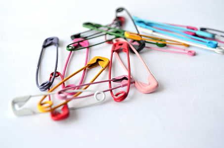 assorted-color safety pin lot thumbnail