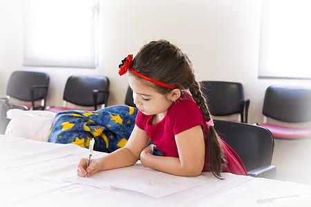 chairs-child-cute-girl-thumb.jpg