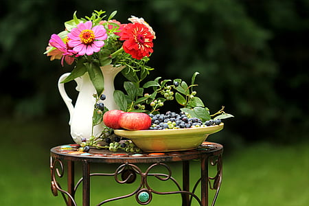 grape fruit and apple fruit on plate thumbnail