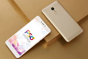 Holding Iphone In Hand Mockup Psd Psd File Free Graphics Uihere