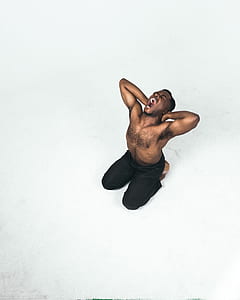 man in black pants thumbnail